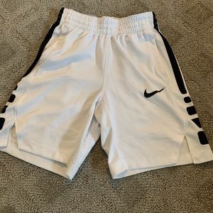 White nike shorts